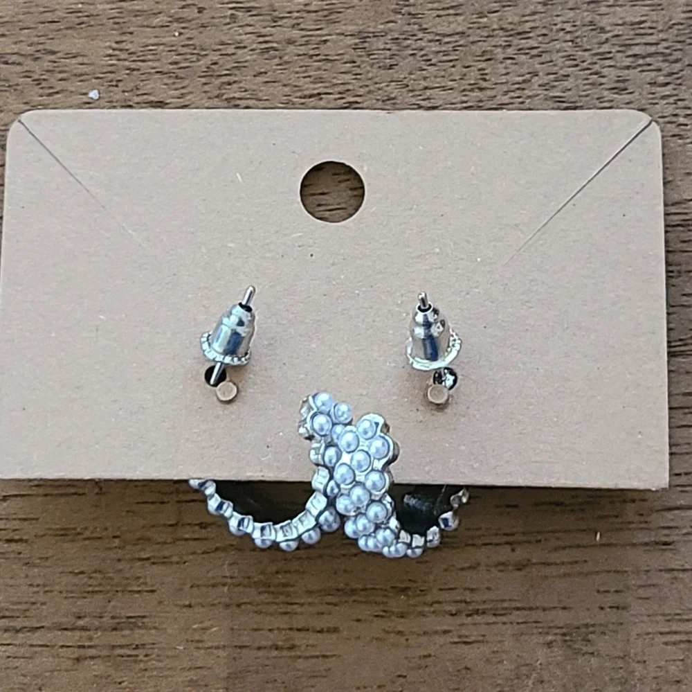 SALE! Silver Tone Pearl Hoops